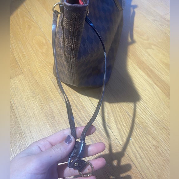 Louis Vuitton Neverfull MM - Picture 3 of 12